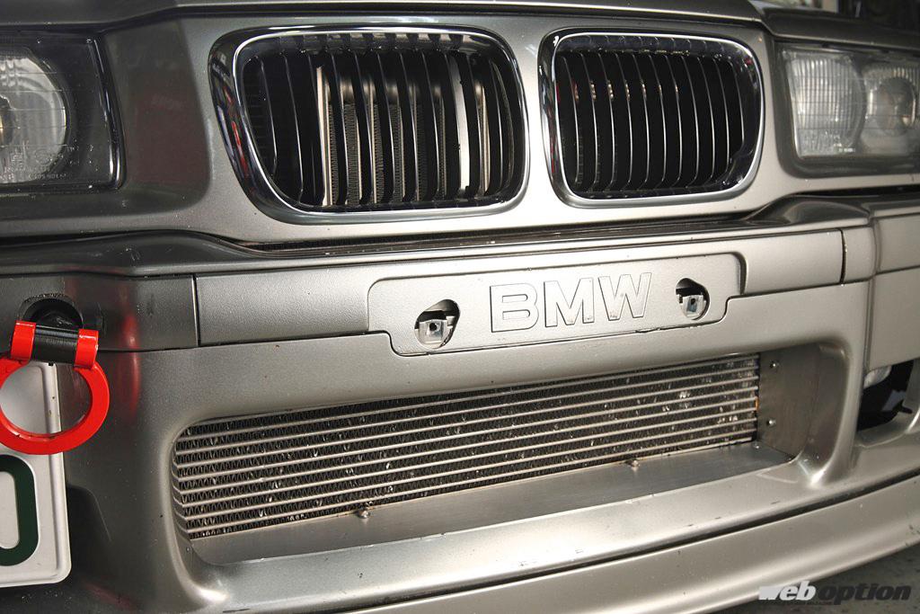 「「格上のM3と真っ向勝負！」BMW318iS(E36)ボルトオンターボ仕様の衝撃」の9枚目の画像