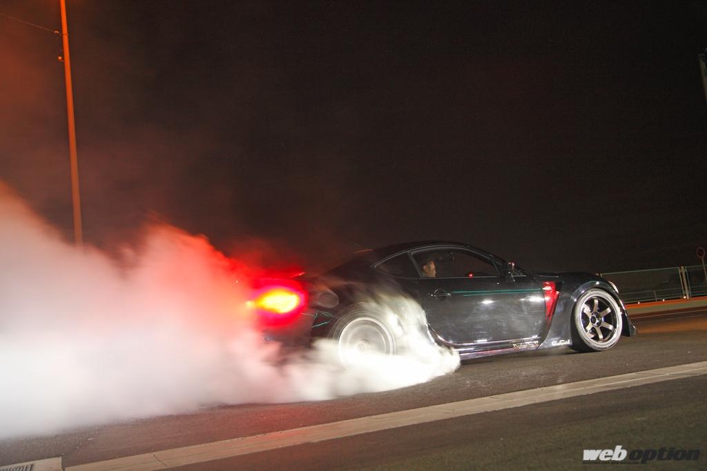 バーンアウトのやり方を知っていますか 教習所では教えてくれない走り屋ドラテク道場 Web Option ウェブ オプション バーンアウトのやり方を知っていますか 教習所では教えてくれない走り屋ドラテク道場 Web Option ウェブ オプション