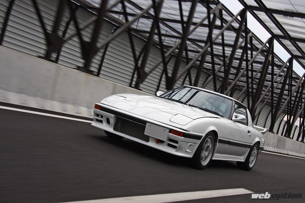 この初代rx 7は魅力的すぎる Fd3s以上の動力性能を持つsa22cの輝き Web Option ウェブ オプション