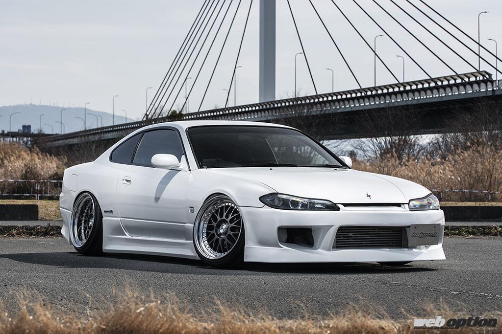 シャコタンを目指すS15シルビア乗りは必見」純正フェンダー&車高調の