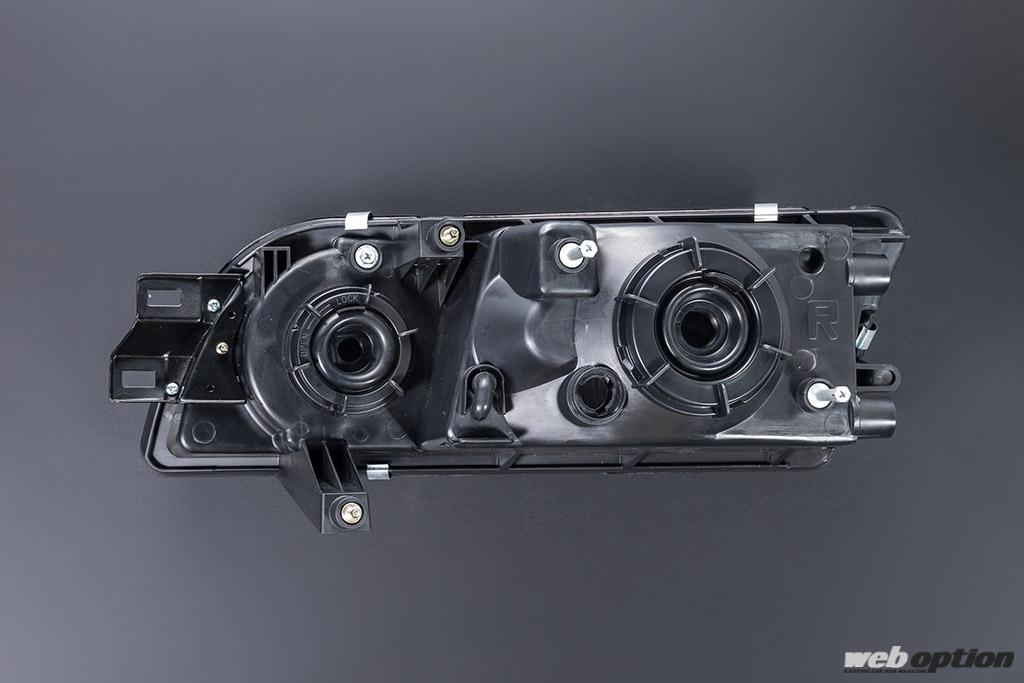 「「日産純正品と徹底比較！」ガレージアクティブ製の復刻版R32用N1ヘッドライトの全貌」の5枚目の画像