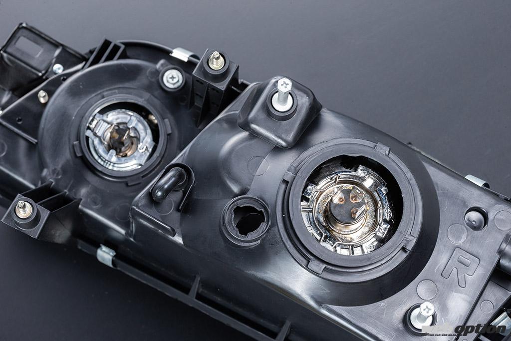 「「日産純正品と徹底比較！」ガレージアクティブ製の復刻版R32用N1ヘッドライトの全貌」の13枚目の画像
