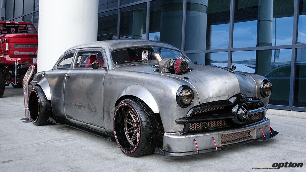 このクルマの正体は一体 マッドマックスの世界観を求めた魔改造チューンドを捕獲 Sema Show 21 Web Option ウェブ オプション このクルマの正体は一体 マッドマックスの世界観を求めた魔改造チューンドを捕獲 Sema Show 21 Web Option ウェブ オプション