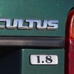 「「生産台数2台？この世に存在してはいけないクルマ!? 」世にも奇妙なカルタスセダン1.8Lモデルを捕獲」の1枚目の画像ギャラリーへのリンク