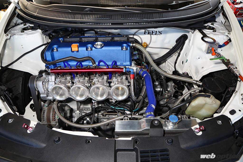 「「ハイブリッドなど要らぬ！」CR-Zの日本最速K24Aエンジン換装仕様に迫る」の1枚目の画像
