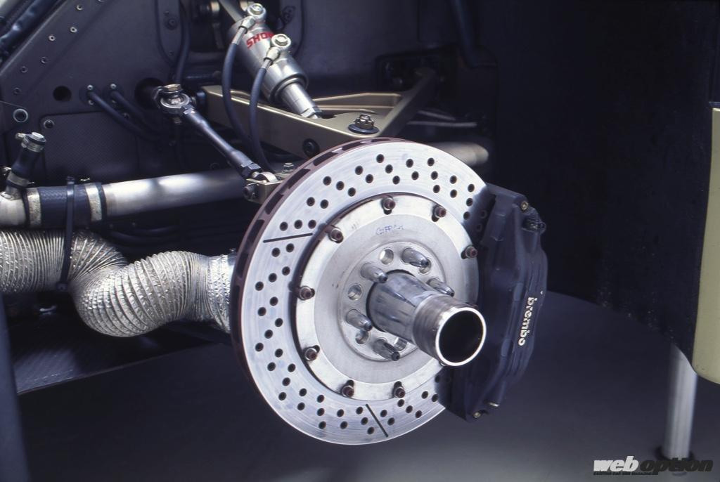 「「下着メーカーが作った国産スーパーカー!?」リヤミッドにF1エンジンを積んだジオット・キャスピタという奇跡」の2枚目の画像