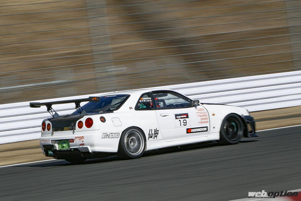 「「かつての筑波名物GT-Rを富士で試す！」圧倒的な速さを見せつける超バランス仕様のBNR34」の3枚目の画像