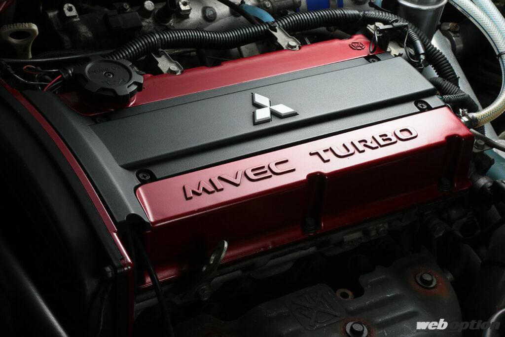 三菱ランサーエボリューショ IX4G63T MIVECスケール エンジン レッド