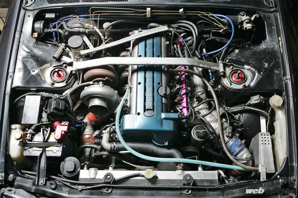 「「なんでRB26エンジンを捨てたの!?」トヨタの2JZ-GTEを換装した掟破りの第二世代GT-Rを捕獲！」の3枚目の画像