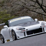 「「ハイコンプの2.2L仕様で弾けまくりのS2000！」パンチ力のある295馬力がステージを問わない楽しさを実現」の4枚目の画像ギャラリーへのリンク