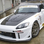 「「ハイコンプの2.2L仕様で弾けまくりのS2000！」パンチ力のある295馬力がステージを問わない楽しさを実現」の2枚目の画像ギャラリーへのリンク