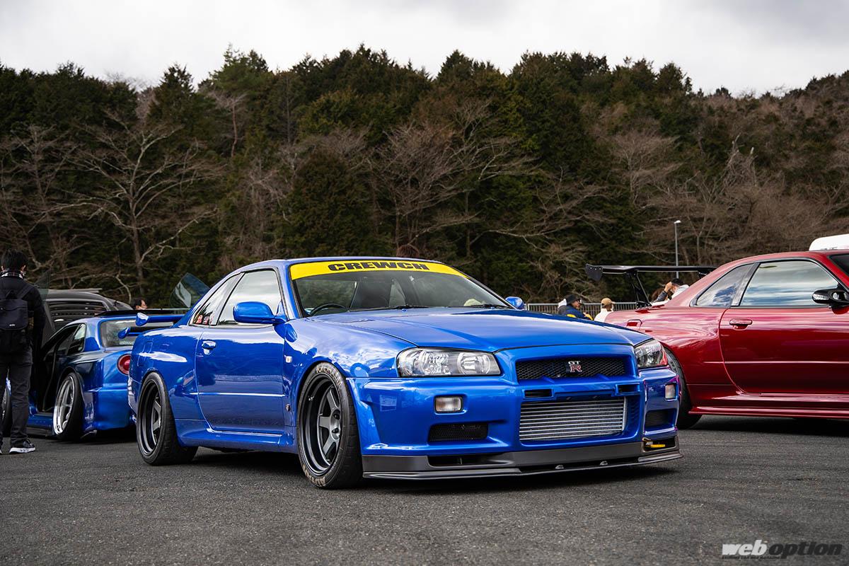 「「これがBNR34の仮想グループA仕様だ!?」R34GT-Rマニアが創り上げた脱定番スタイル！」の3枚めの画像