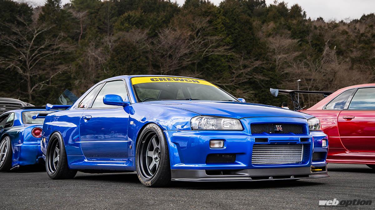 「「これがBNR34の仮想グループA仕様だ!?」R34GT-Rマニアが創り上げた脱定番スタイル！」の1枚めの画像