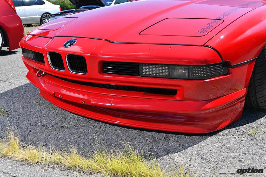 「「V12エンジン搭載の初代BMW850iをスタンス仕様へ」オーナーの20年越しの想いが結実！」の6枚目の画像
