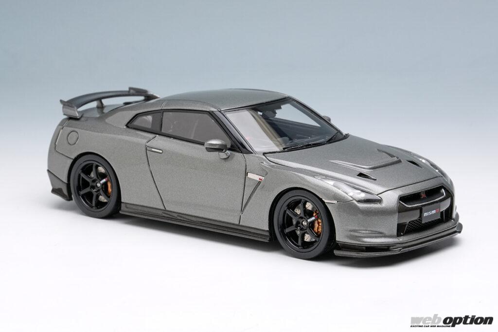 「「2008年仕様と2013年仕様の2モデル展開！」メイクアップからニスモR35GT-R『CRS』スケールモデル登場！」の4枚目の画像