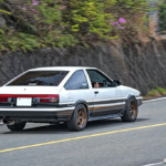 「「このハチロクの輝きはなんなの!?」6速MT化にドライカーボン・・・AE86究極レストモッドを公開!!」の6枚目の画像ギャラリーへのリンク