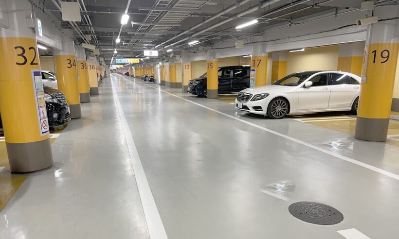 屋内駐車場