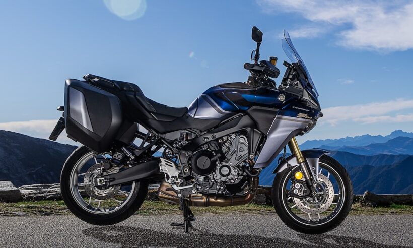 山へのツーリングイメージ