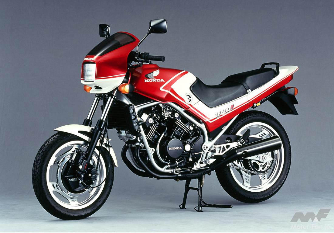 インボードディスク｜初採用は80年代の名車CBX400F。ホンダの画期的