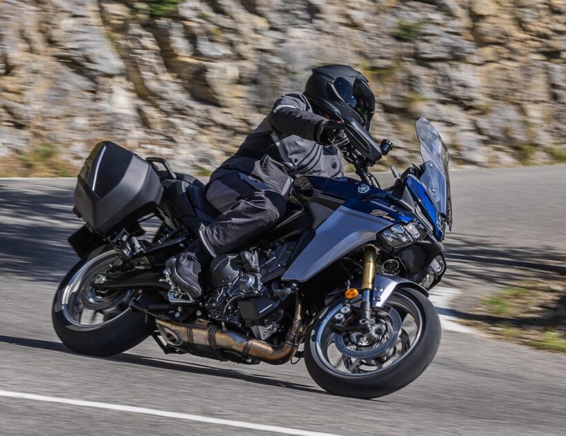 2025-Yamaha-MT09ATRDXCS-EU-Cobalt_Blue-Action-010-03D