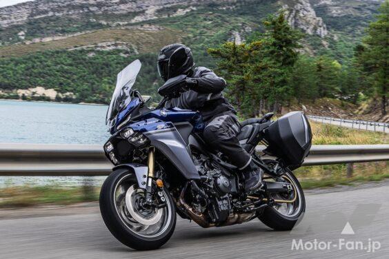 2025-Yamaha-MT09ATRDXCS-EU-Cobalt_Blue-Action-014-03C