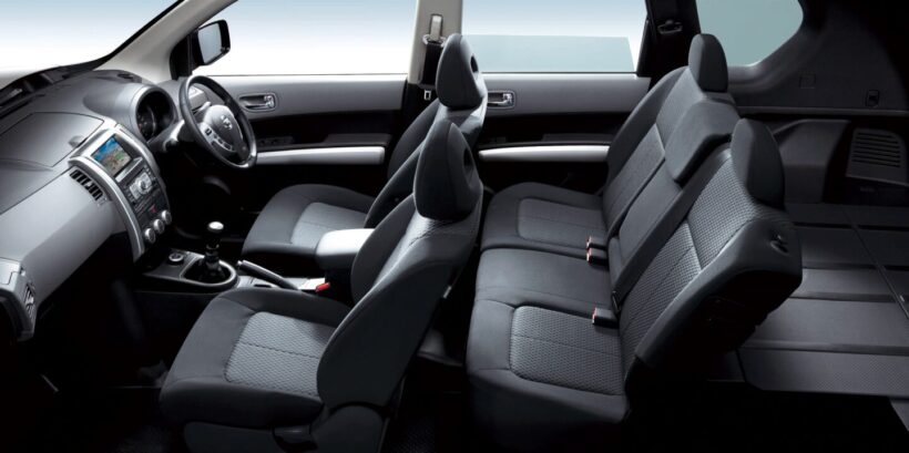 エクストレイル20GTの前後シート