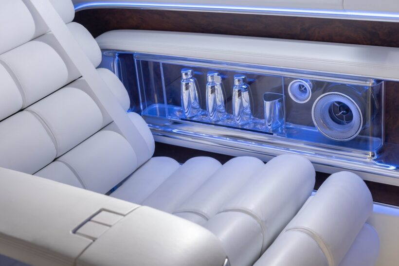 新世代MPVコンセプト「メルセデス・ベンツ ヴィジョン V」のインテリア。