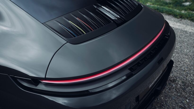 「911 カレラ 4 GTS “トリビュート トゥ トランスファガラシャン”」のエクステリア。