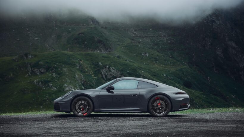 「911 カレラ 4 GTS “トリビュート トゥ トランスファガラシャン”」のエクステリア。