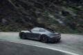 トランスファガラシャンを走行する「911 カレラ 4 GTS “トリビュート トゥ トランスファガラシャン”」。