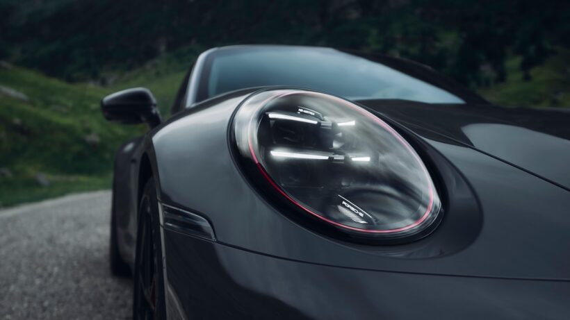 「911 カレラ 4 GTS “トリビュート トゥ トランスファガラシャン”」のエクステリア。