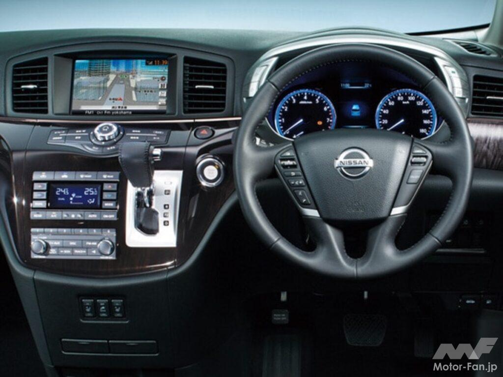 2010年にデビューした3代目「エルグランド・ライダー」のコクピット