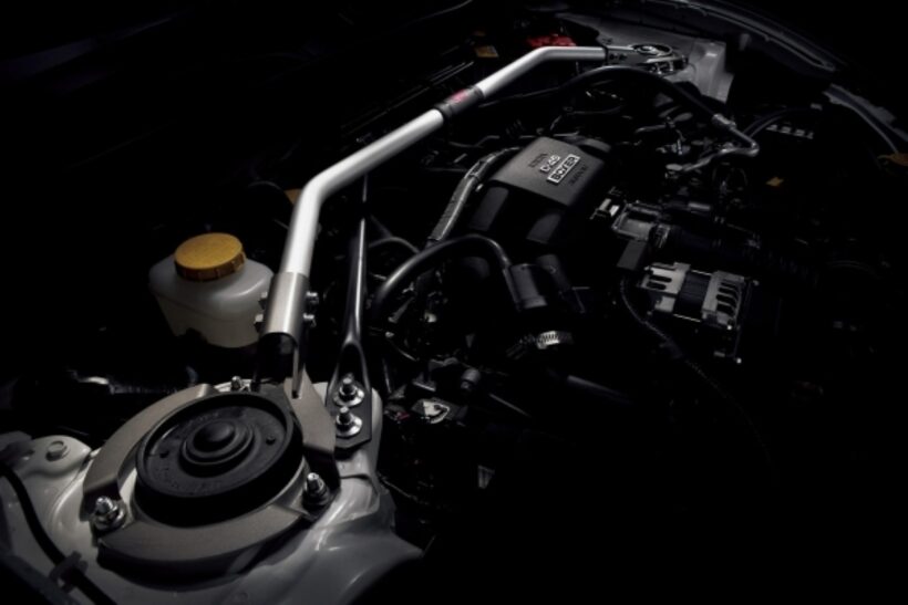 STI製フレキシブルタワーバー