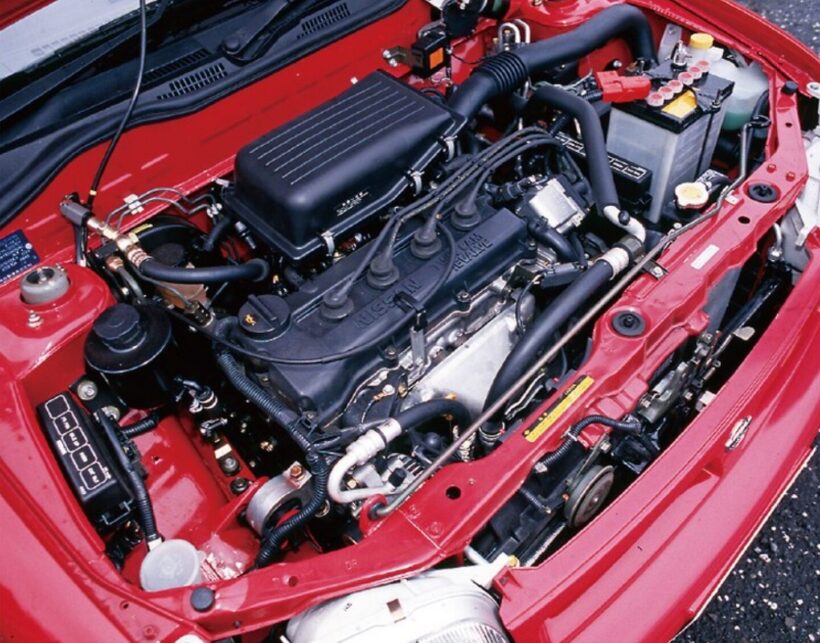 2代目マーチに搭載された1300cc CG13DE型エンジン