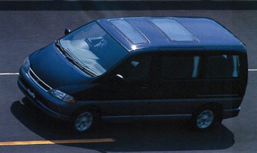 トヨタ「グランビア」