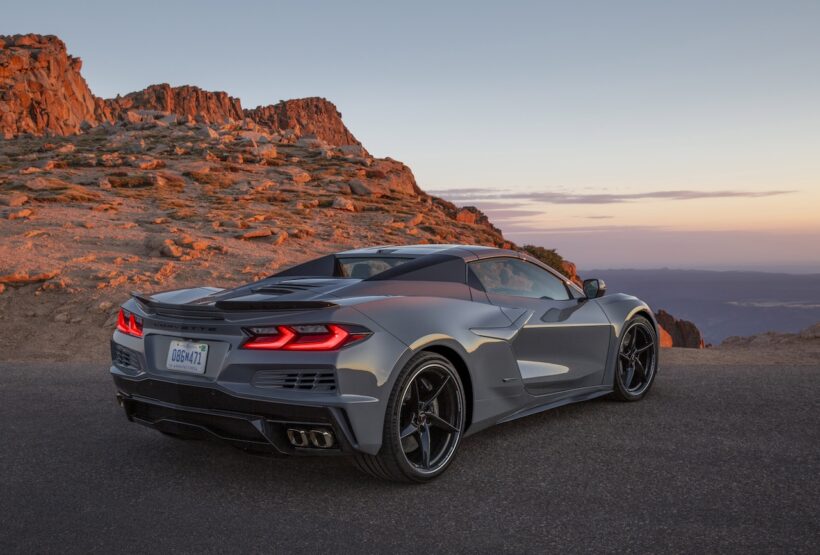 コルベット E-Ray