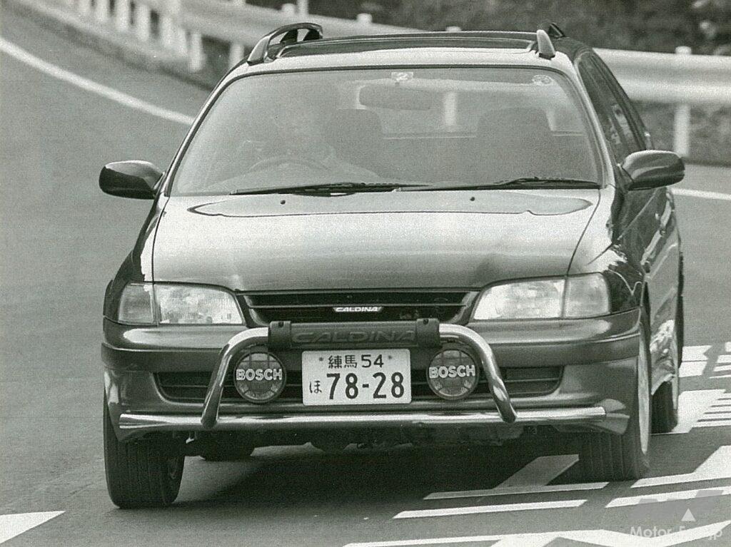 1992年にデビューしたトヨタ「カルディナ」