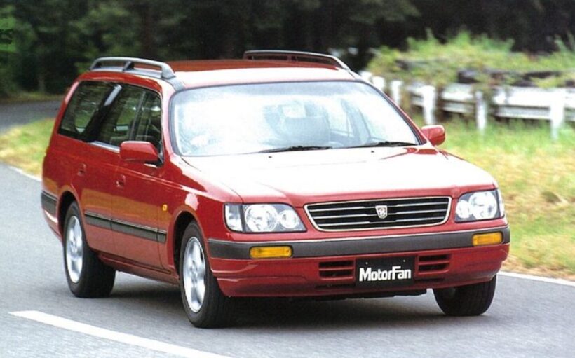 1996年にデビューした日産「ステージア」