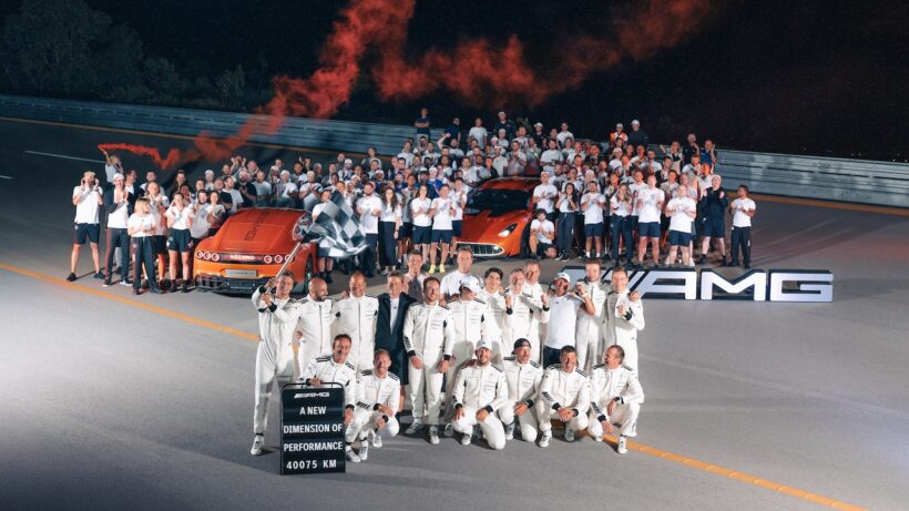 「コンセプト AMG GT XX」が耐久走行記録チャレンジを実施し、7日間13時間24分7秒で4万75kmを走破した。