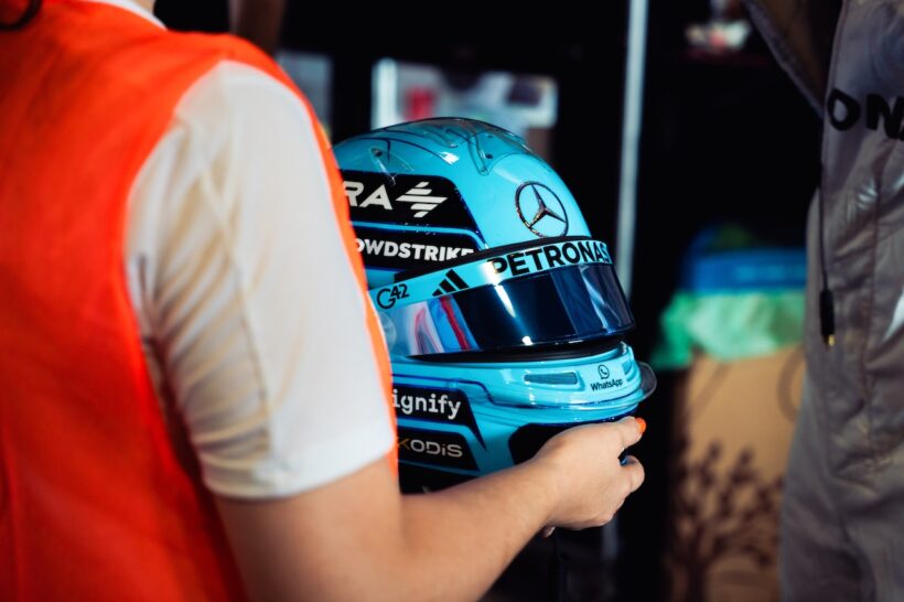 今回の耐久チャレンジには、メルセデス AMGからF1に参戦するジョージ・ラッセルも参加。コンセプト AMG GT XXのパフォーマンスを大絶賛した。