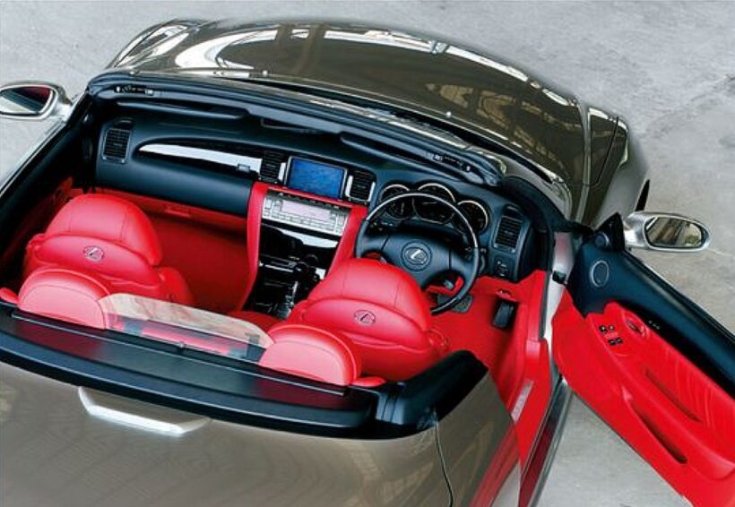 「レクサスSC430」のコクピット