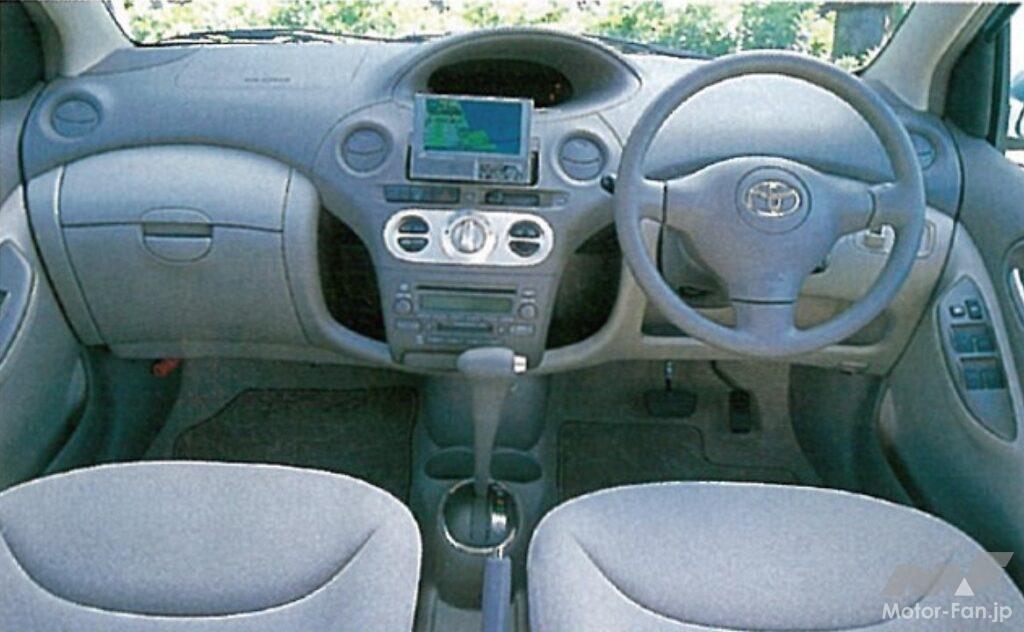 トヨタ「プラッツ」