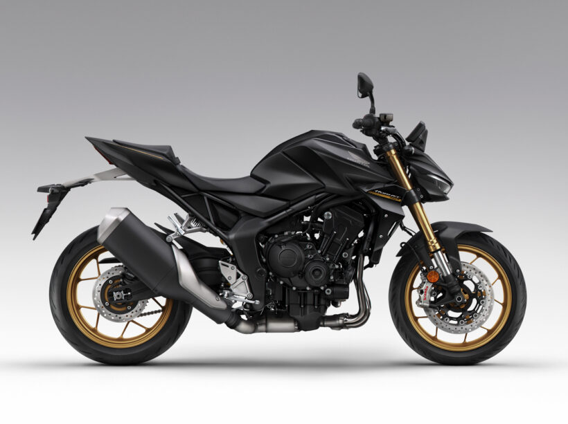 2025_honda_CB1000HornetSP_02