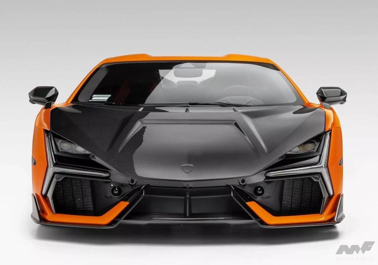 新車のゴルフRより高い…793万円のランボルギーニ「レヴエルト