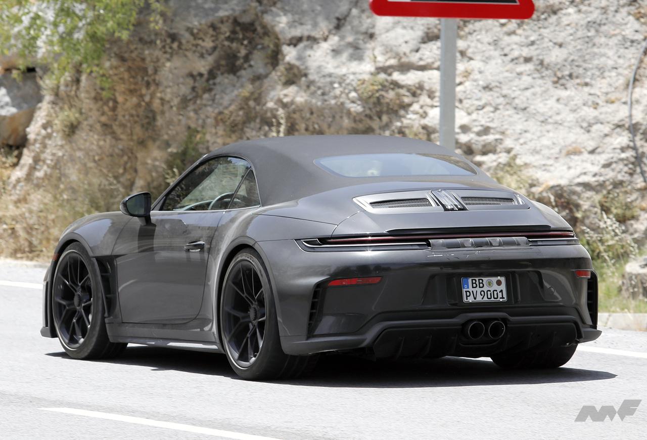 ポルシェ「911スピードスター」、劇的な復活へ！992.2世代に最後の