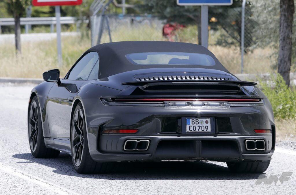 ポルシェ「911ターボ」がついに電動化時代へ！ハイブリッドアシスト