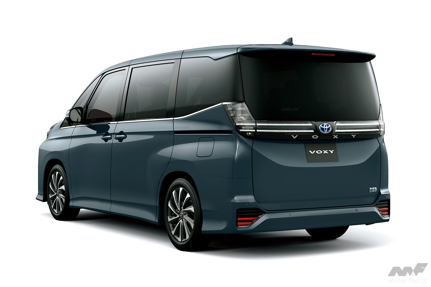 TOYOTA_VOXY_01.jpg