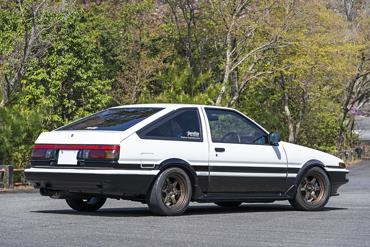 AE86フルチューン 愛車紹介】TOYOTA AE86 21歳が乗るフルチューン86！頭文字D - YouTube