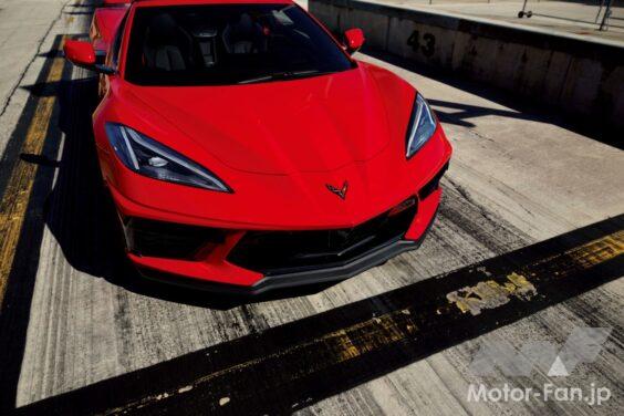 アメリカンスーパーカーの代表格シボレーコルベット。C8は第8世代となる最新モデルで、初のミッドシップレイアウトで登場した。