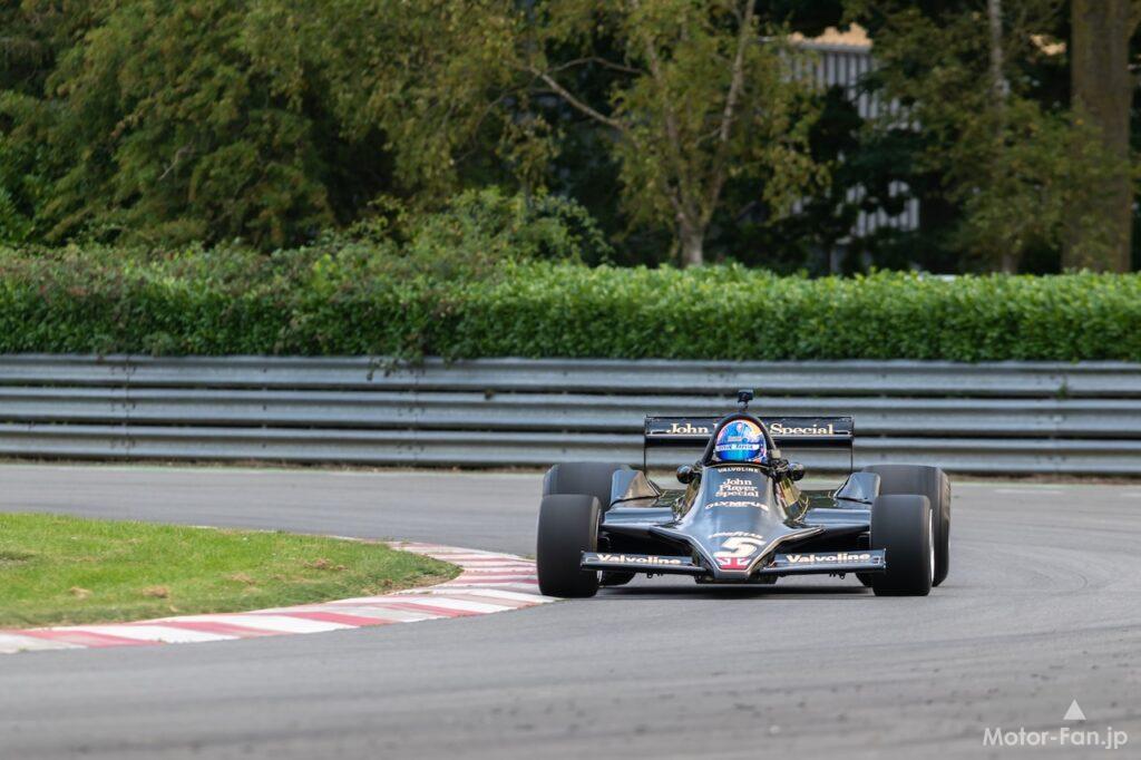 元F1ドライバーのヤン・ラマースが、ヘセルにあるロータスのテストコースで「ロータス タイプ79」をドライブした。